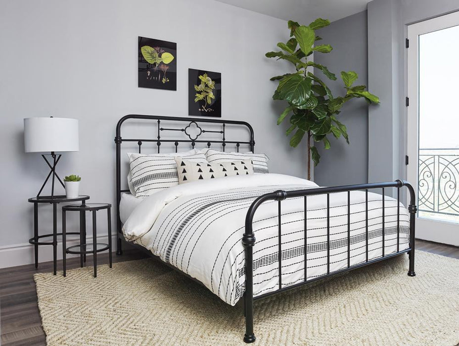 Packlan Eastern King Metal Panel Bed Matte Black - Home Discount Furniture - NJ-linden